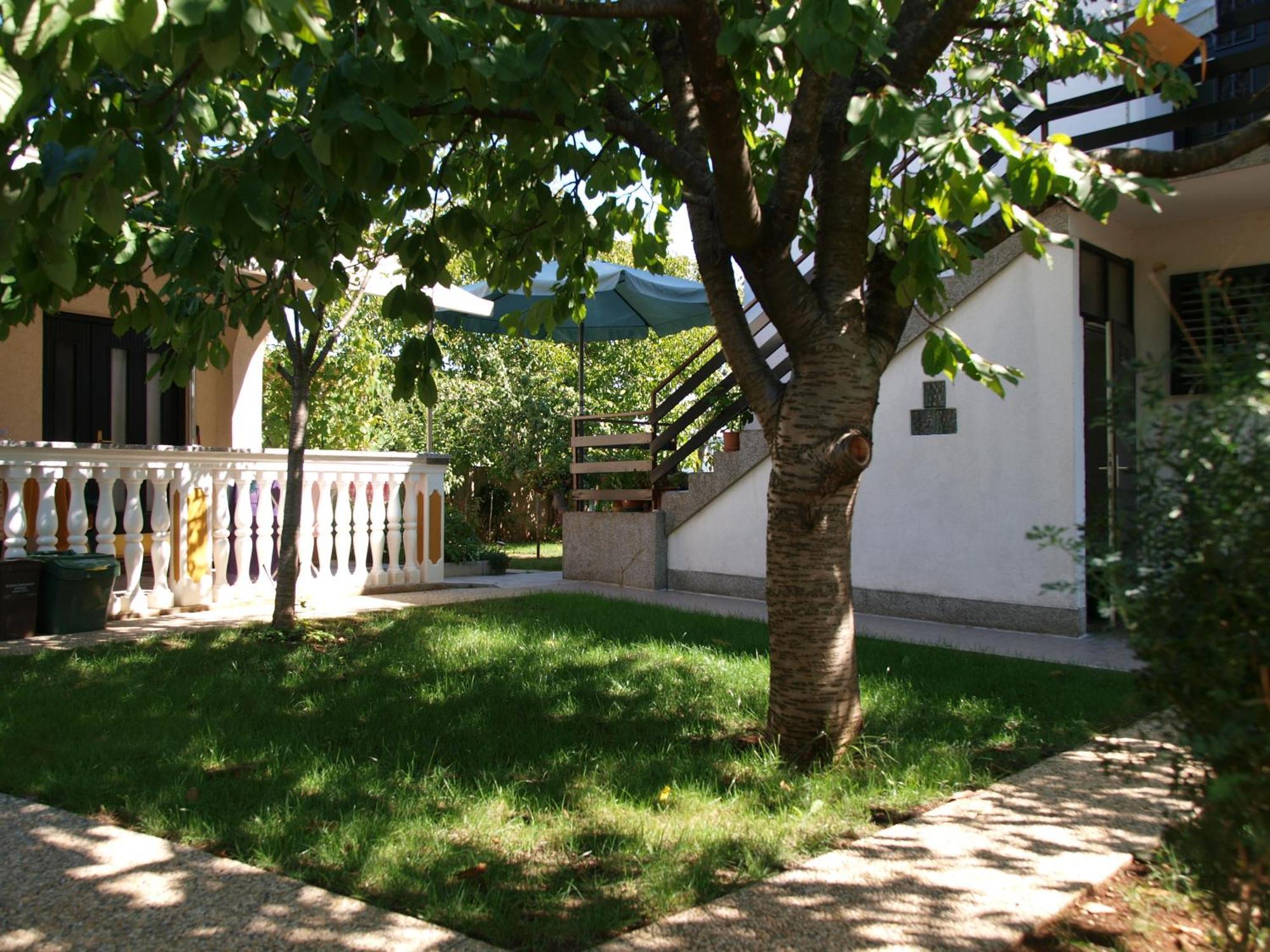 Apartments Nevenka Krk Town Kamer foto